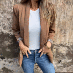 🎁Hot Sale🎁50% OFF!✈️Free shipping✈️ Women's Stylish Blazer with Chic Leopard Print Lining! - Image 2
