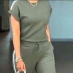 Women's Casual Solid Color Top Drawstring Pants Sports Set - Image 3